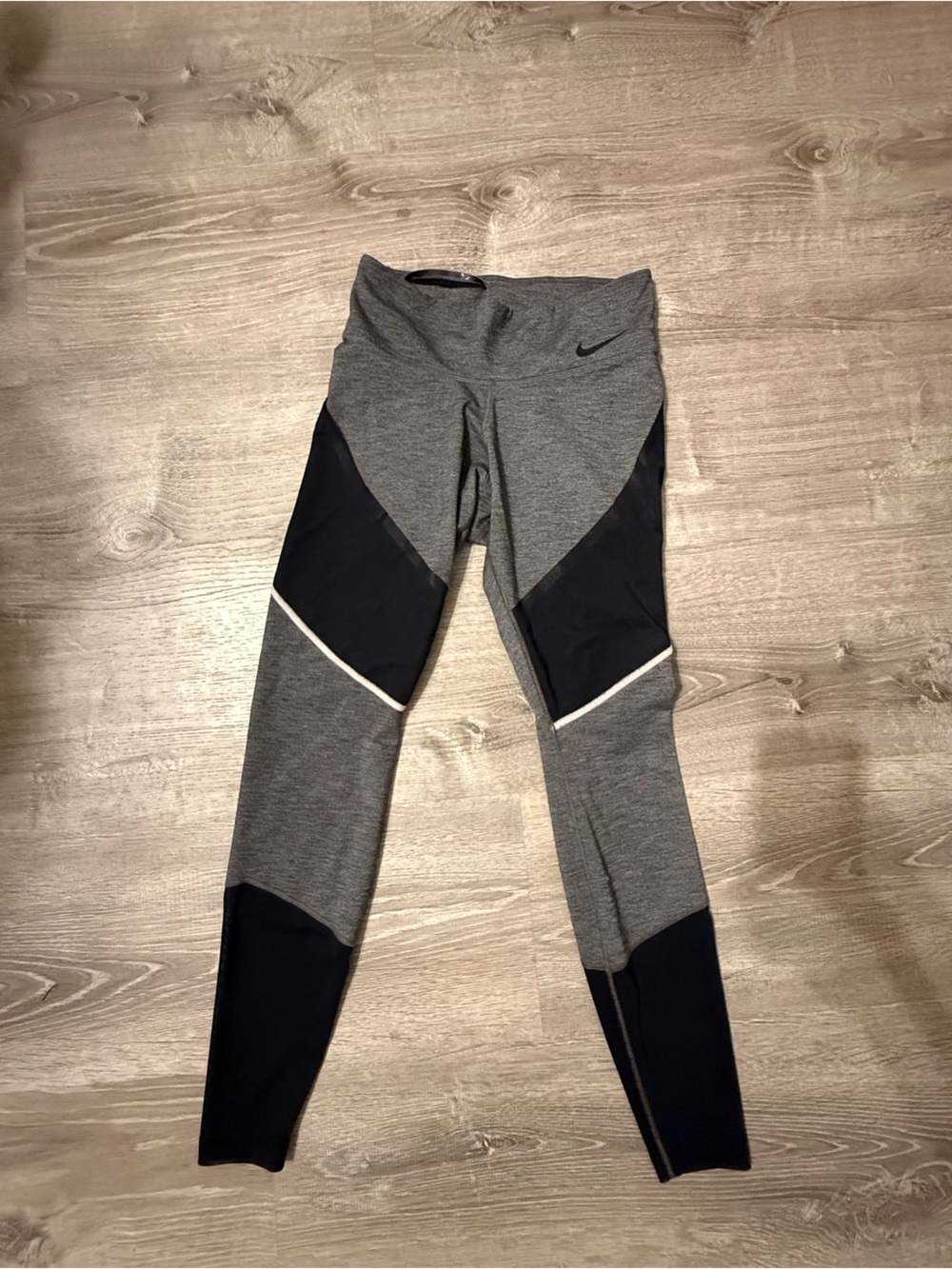 Nike Girls' Grey and Black Athletic Leggings